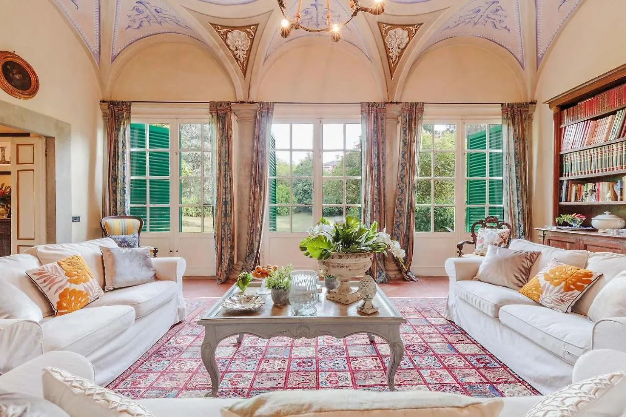 Villa Gattaiola: Renaissance Retreat with Pool in Lucca Vineyards 0*,