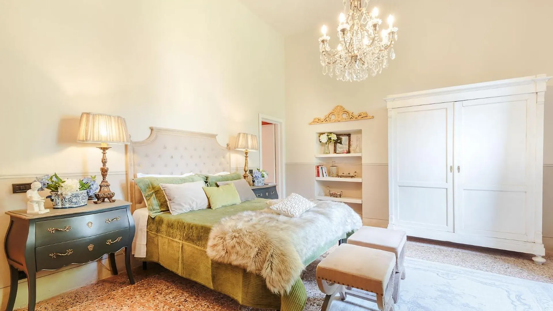 Villa Gattaiola: Renaissance Retreat with Pool in Lucca Vineyards