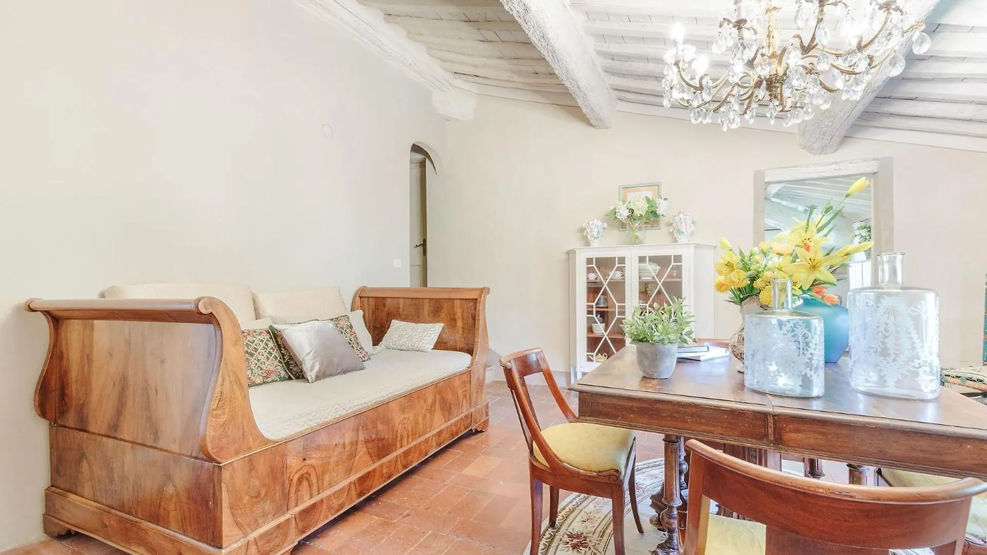 Villa Gattaiola: Renaissance Retreat with Pool in Lucca Vineyards