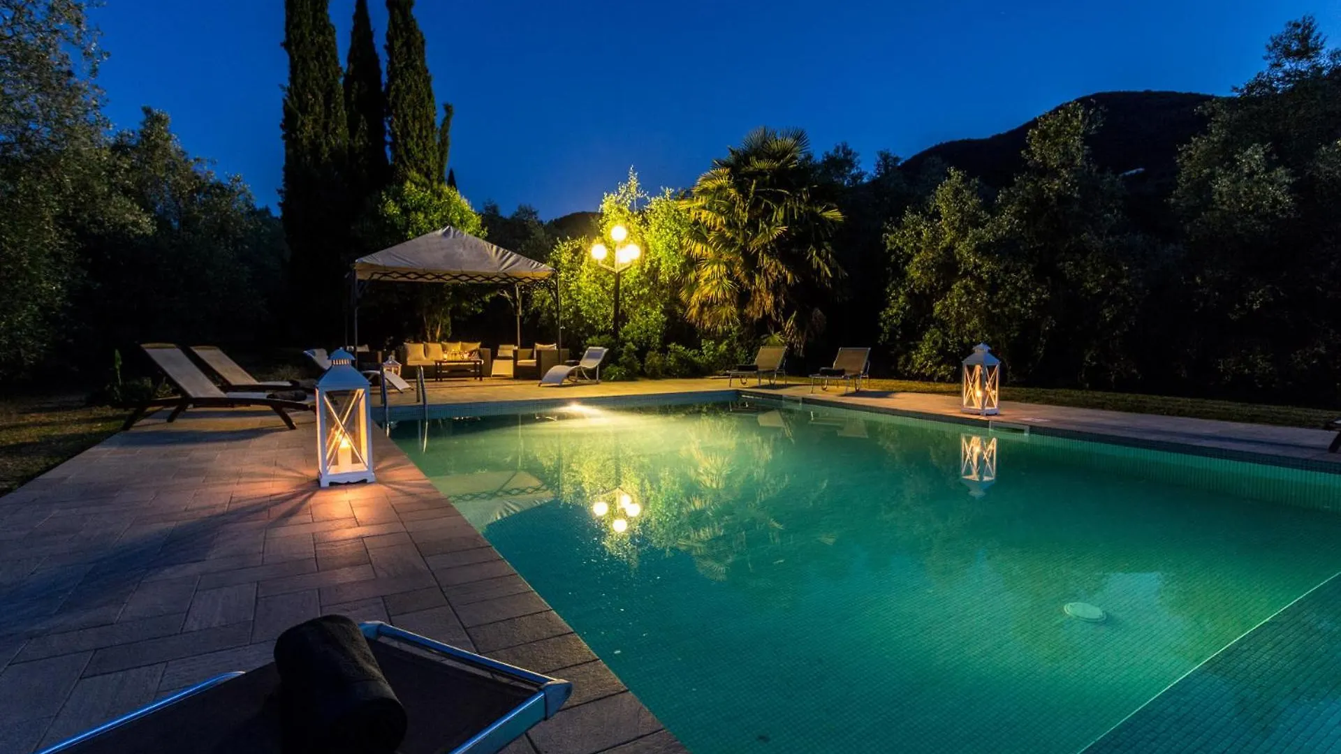 Villa Gattaiola: Renaissance Retreat with Pool in Lucca Vineyards Italy