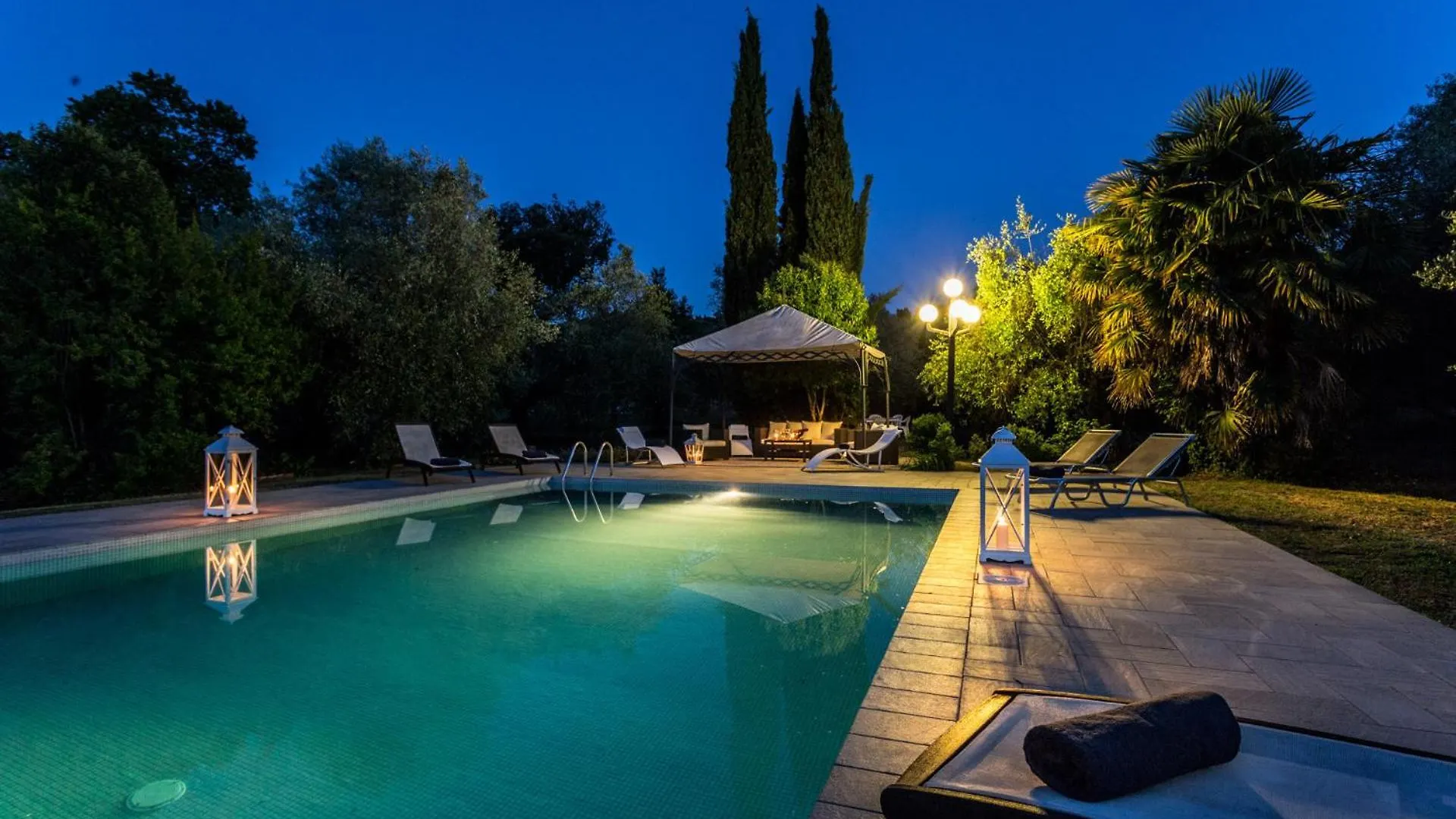 Villa Gattaiola: Renaissance Retreat with Pool in Lucca Vineyards
