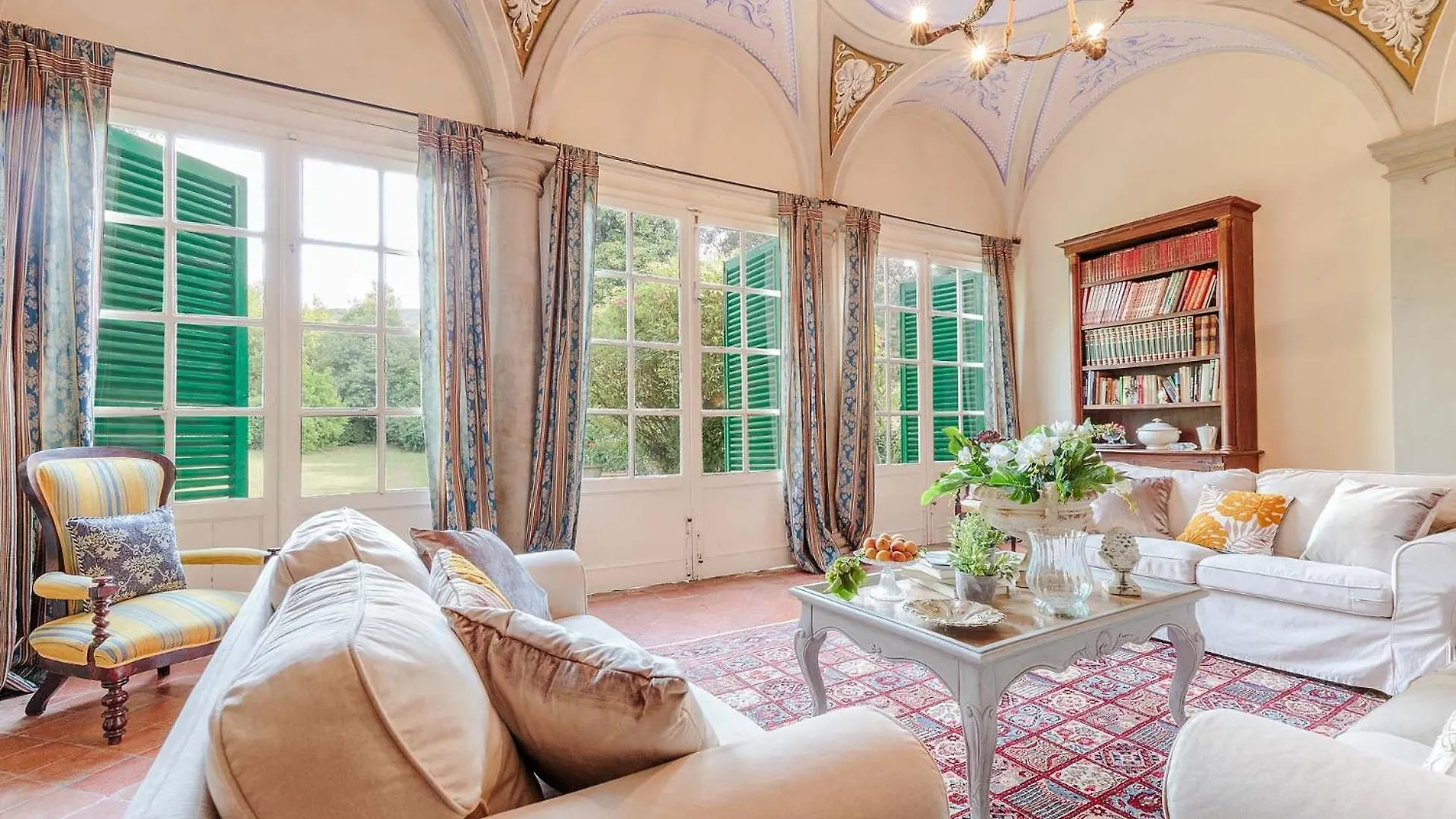 Villa Gattaiola: Renaissance Retreat with Pool in Lucca Vineyards