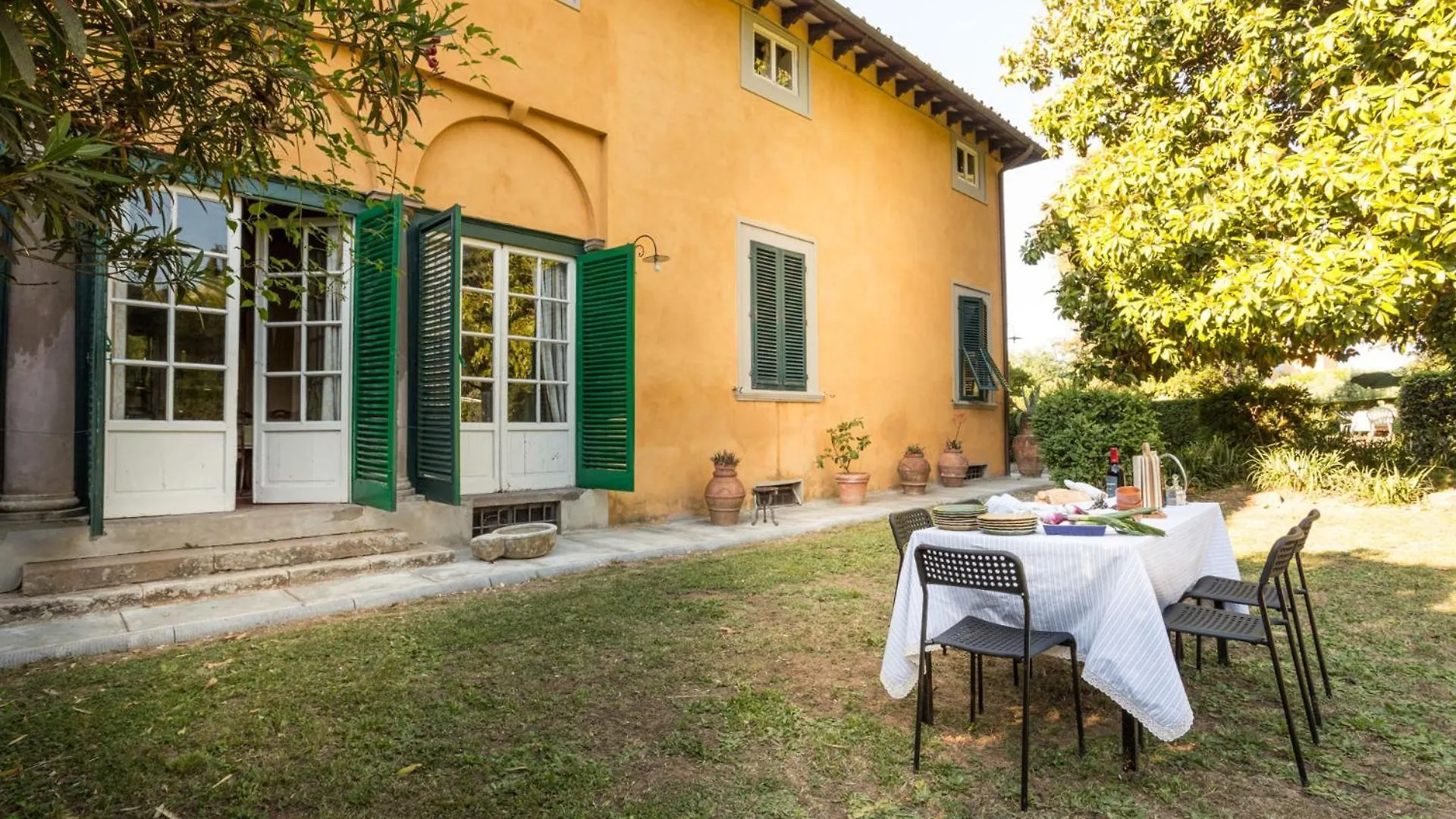 Villa Gattaiola: Renaissance Retreat with Pool in Lucca Vineyards