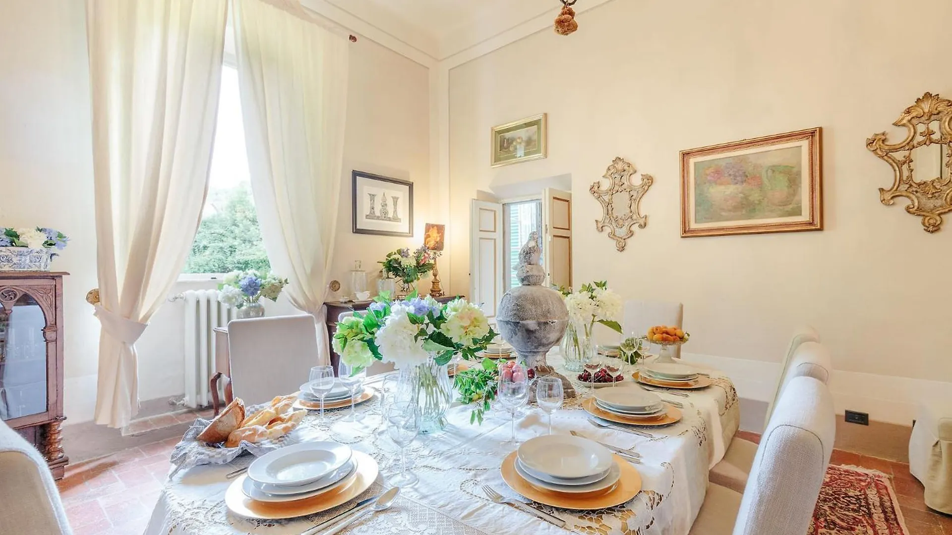 Villa Gattaiola: Renaissance Retreat with Pool in Lucca Vineyards