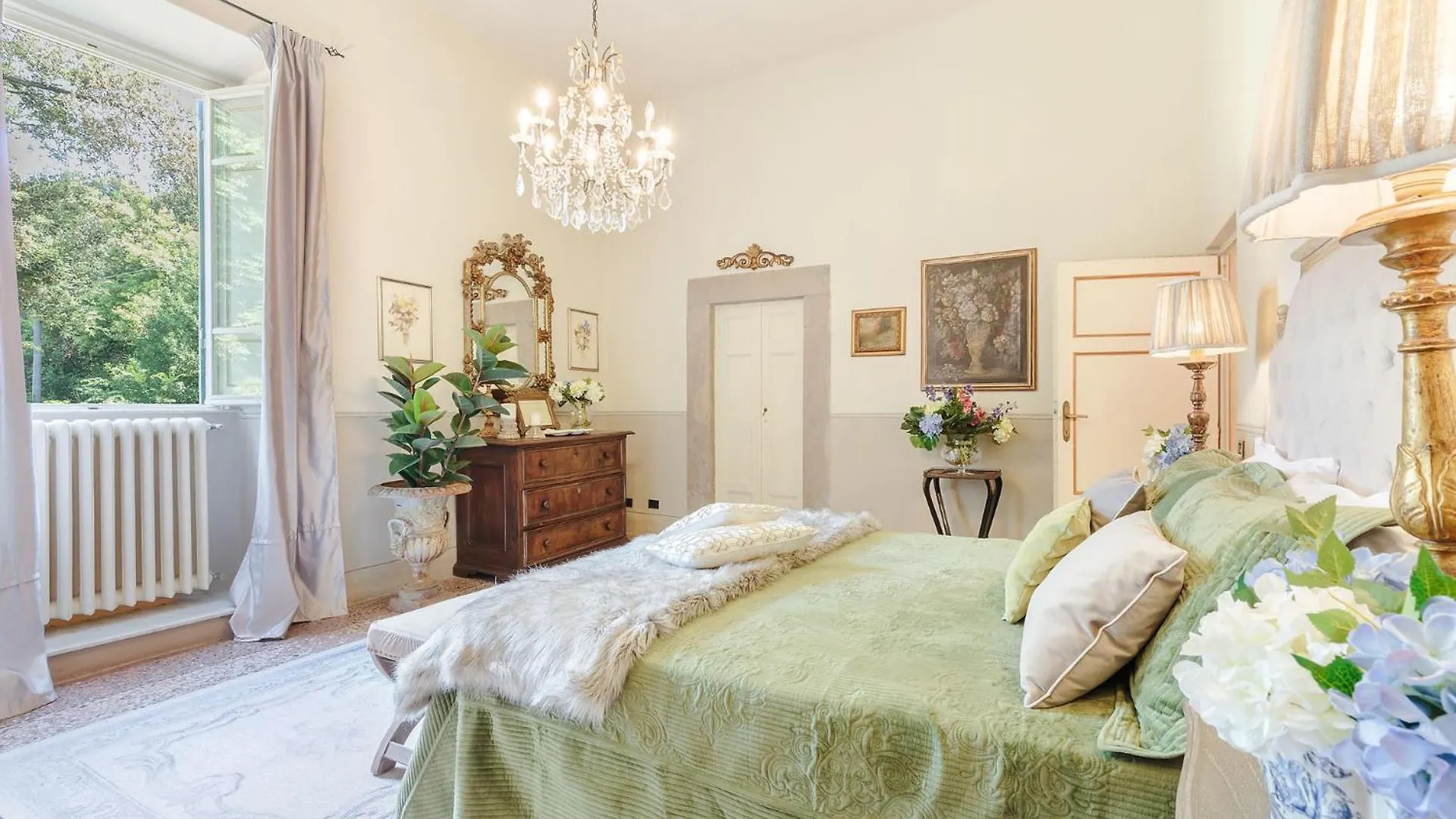 Villa Gattaiola: Renaissance Retreat with Pool in Lucca Vineyards
